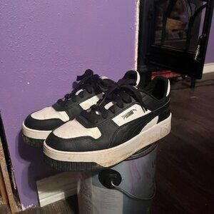 Puma Sneakers